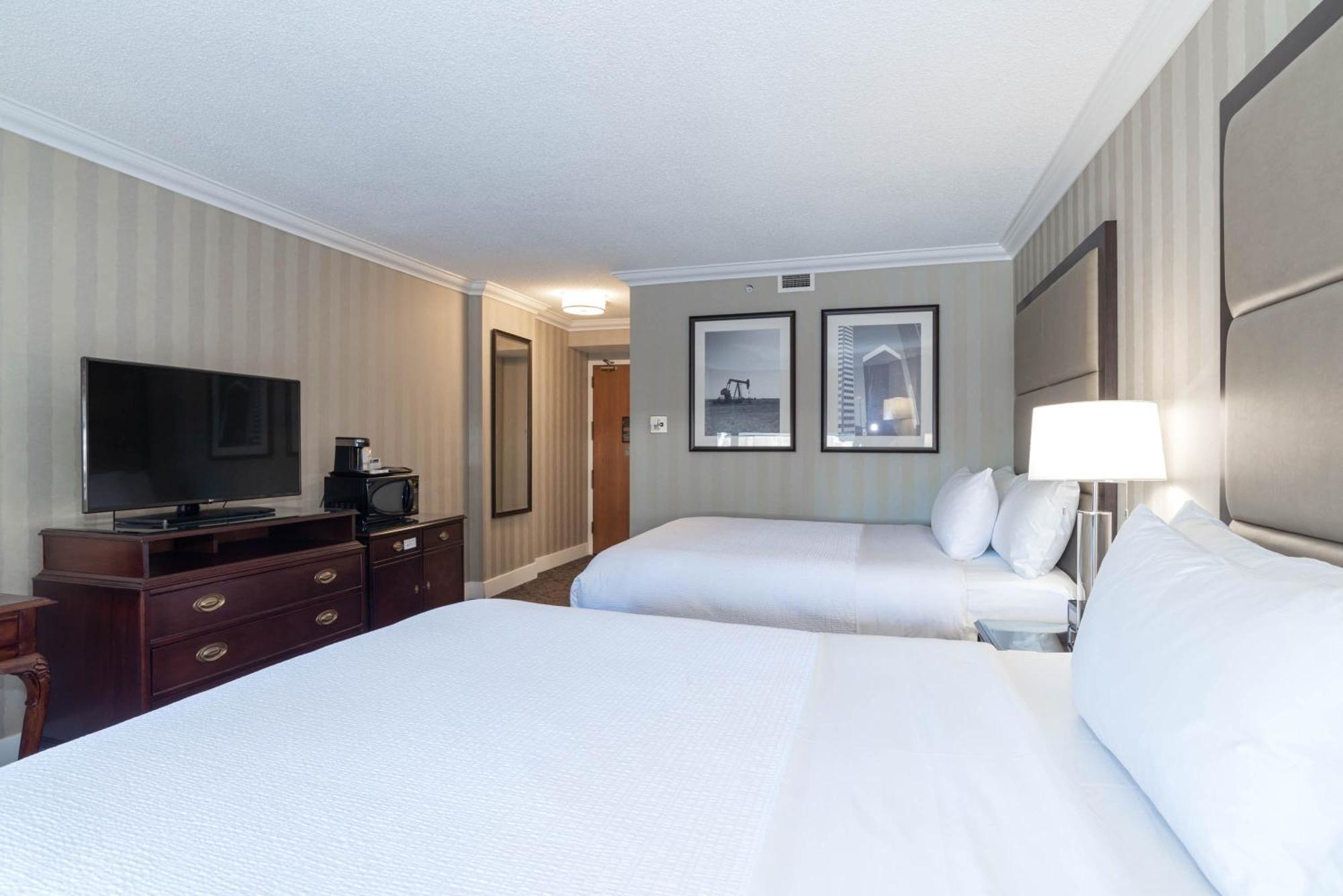 Sandman Signature Edmonton Downtown Hotel Exterior photo