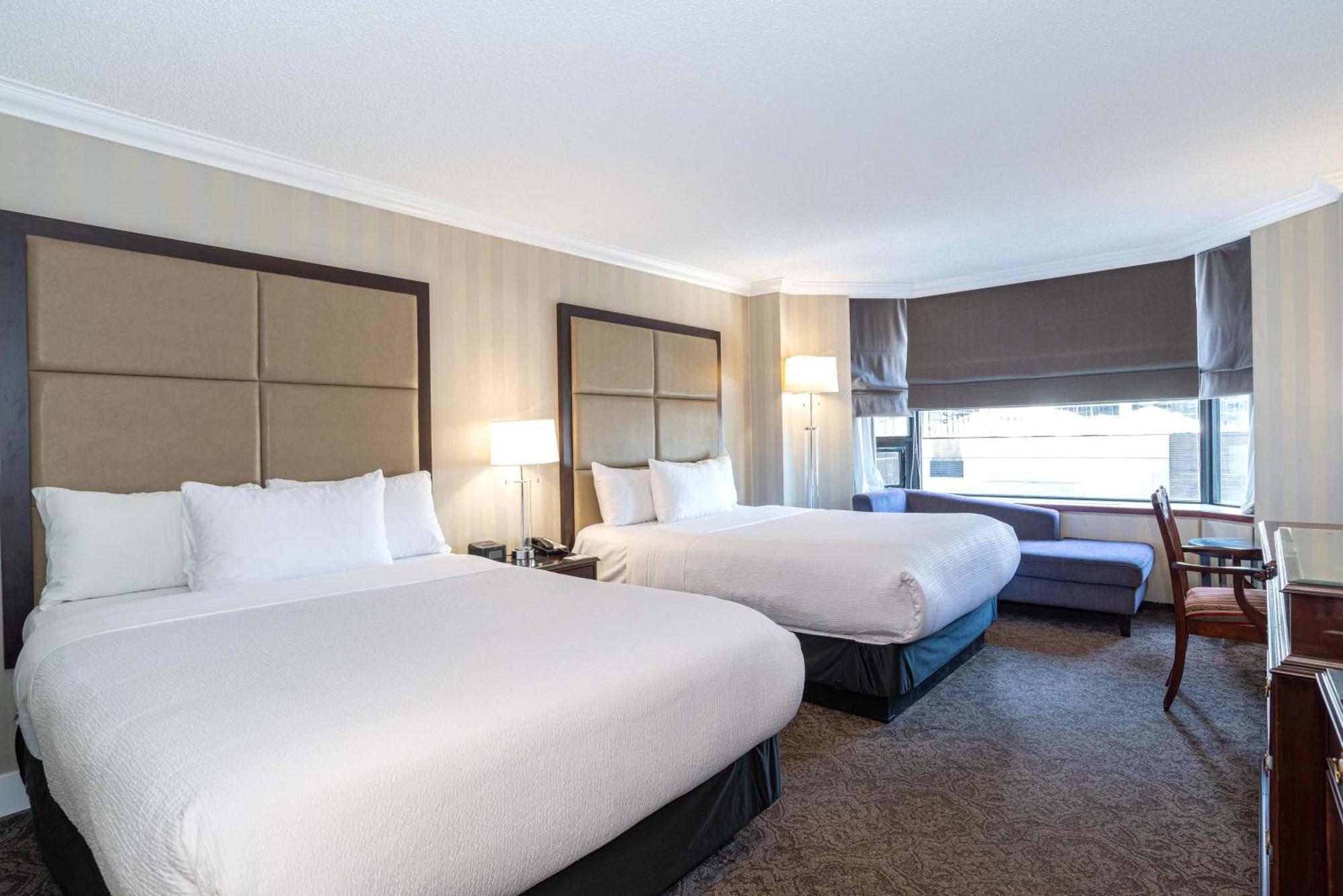 Sandman Signature Edmonton Downtown Hotel Exterior photo